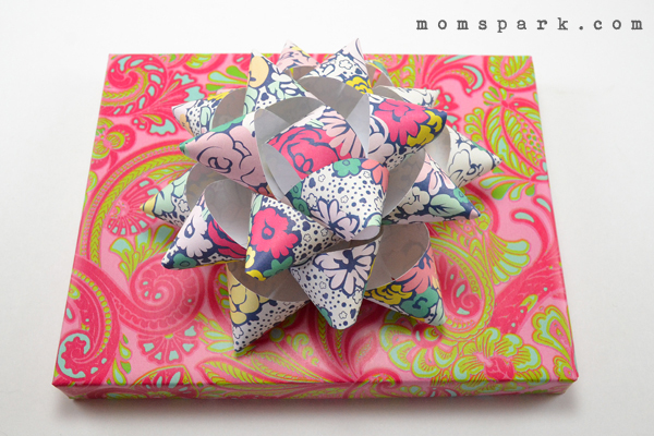 How to Make DIY Paper Gift Bows for Presents
